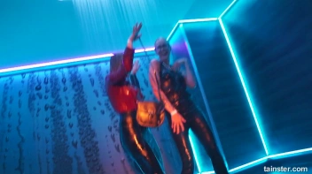 You See Me I Be Wet, Wet, Wet, Wet, Wet... Screencap 48 on sinx.preview.netperv.com