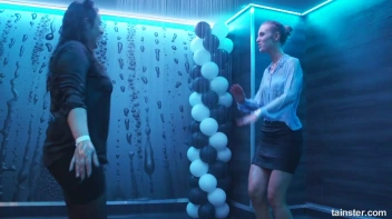 You See Me I Be Wet, Wet, Wet, Wet, Wet... Screencap 6 on sinx.preview.netperv.com