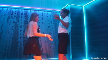 You See Me I Be Wet, Wet, Wet, Wet, Wet... Screencap 65 on sinx.preview.netperv.com