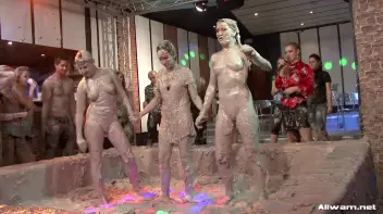 Dirty Duo Turns Into Mud Brawl Screencap 51 on sinx.preview.netperv.com