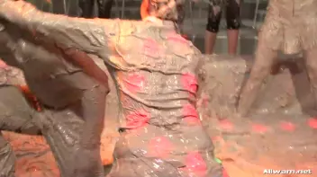 Dirty Duo Turns Into Mud Brawl Screencap 64 on sinx.preview.netperv.com