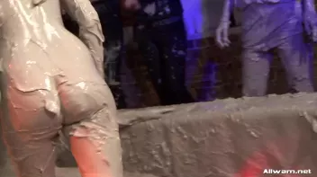 Dirty Duo Turns Into Mud Brawl Screencap 47 on sinx.preview.netperv.com