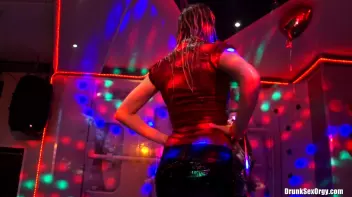 Valentine's Day Vaginas Part 3 - Shower Cam Screencap 55 on sinx.preview.netperv.com