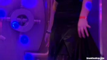 Valentine's Day Vaginas Part 3 - Shower Cam Screencap 34 on sinx.preview.netperv.com