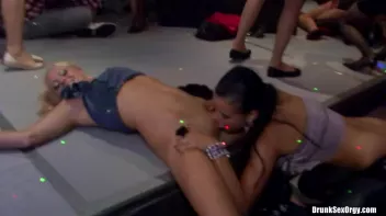 Crazier By The Dozen Part 1 - Cam 1 Screencap 38 on sinx.preview.netperv.com