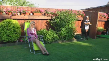 Blonde Fights Her Maid In The Pool Screencap 7 on sinx.preview.netperv.com