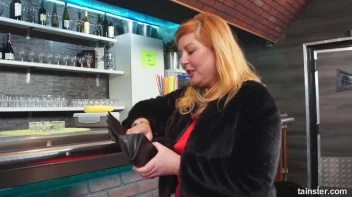 High Class MILF Gets Bartender Banged! Screencap 4 on sinx.preview.netperv.com