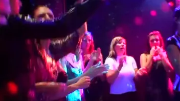 Blue Gel Fight Does the Trick! Screencap 3 on sinx.preview.netperv.com