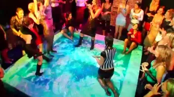 Blue Gel Fight Does the Trick! Screencap 44 on sinx.preview.netperv.com