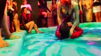 Blue Gel Fight Does the Trick! Screencap 49 on sinx.preview.netperv.com