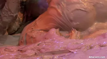 Mud Battling Eurobabe Freaks Screencap 17 on sinx.preview.netperv.com