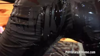 Gina's Gooey Fetish Show Screencap 53 on sinx.preview.netperv.com