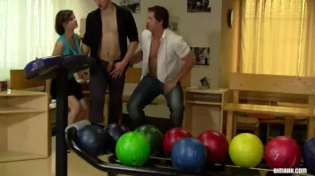 Bisexual Bowlers Screencap 13 on sinx.preview.netperv.com
