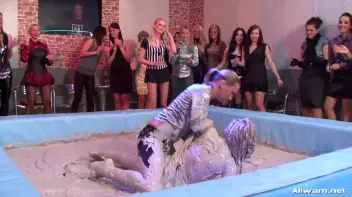 Sara vs. Lexxis Brown Screencap 23 on sinx.preview.netperv.com