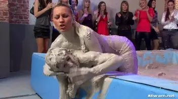 Sara vs. Lexxis Brown Screencap 45 on sinx.preview.netperv.com