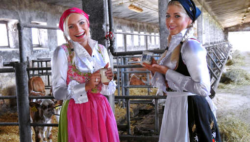 Latest deal - Sexy milkmaids get messy with cream and eggs - Cam 1