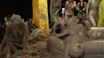 Packed Like Sardines In The Mud Screencap 68 on sinx.preview.netperv.com