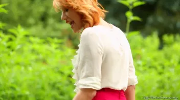 Painting In Piss Screencap 63 on sinx.preview.netperv.com