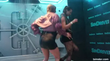 Sexy ladies getting wetter and wetter Screencap 75 on sinx.preview.netperv.com