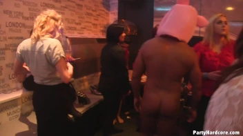 Party Hardcore Gone Crazy Vol. 10 Part 6 - Cam 3 Screencap 83 on sinx.preview.netperv.com