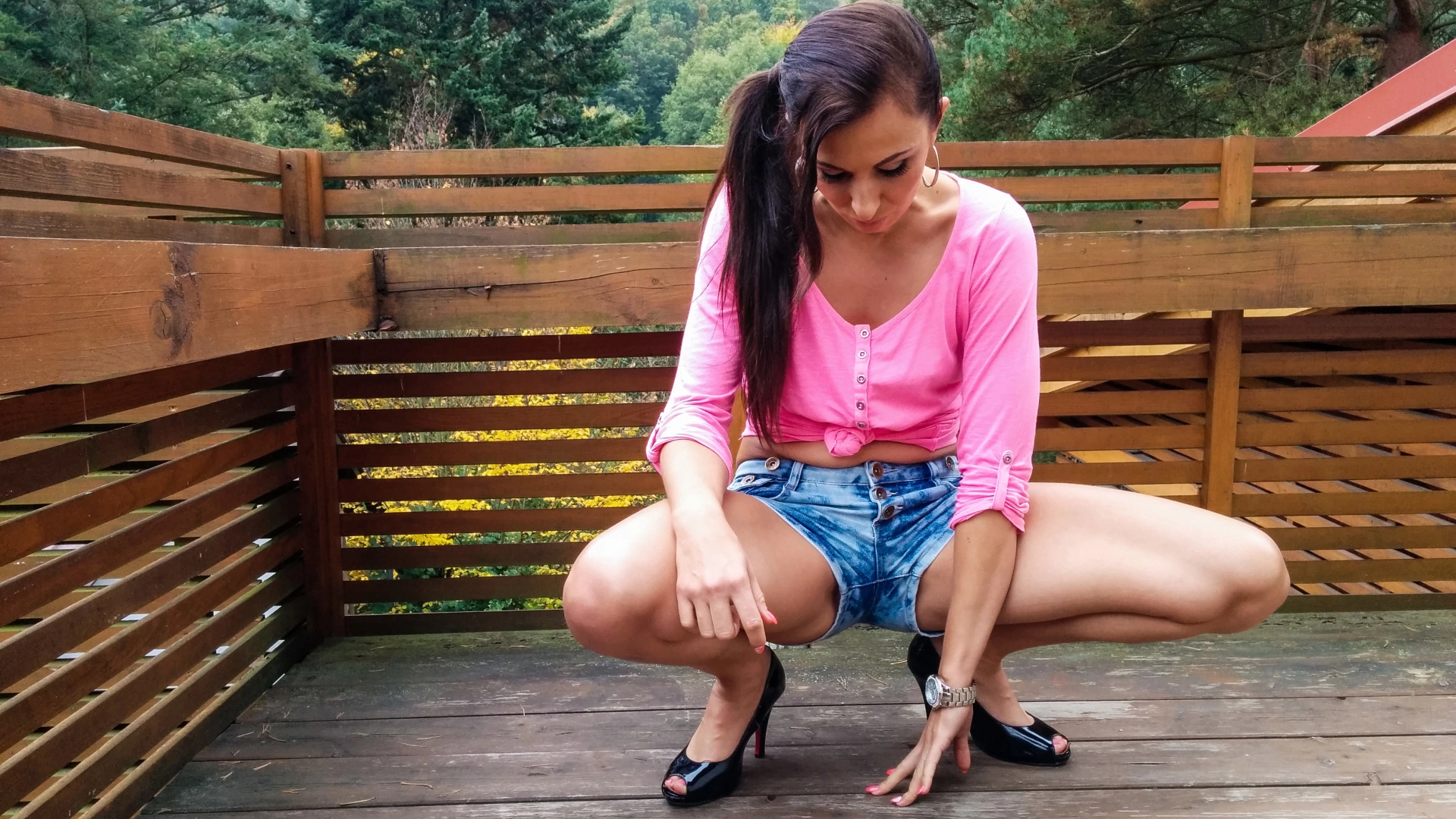 Cute Brunette Is Caught Wetting Her Hotpants on sinx.preview.netperv.com