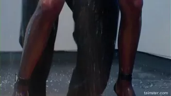 Pussy Blizzard Part 1 - Shower Cam Screencap 89 on sinx.preview.netperv.com