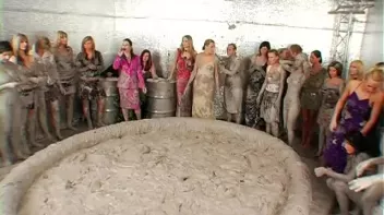 Muddy Fucking Slamdown! Screencap 1 on sinx.preview.netperv.com