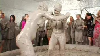 Muddy Fucking Slamdown! Screencap 33 on sinx.preview.netperv.com