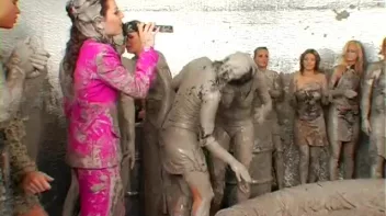 Muddy Fucking Slamdown! Screencap 57 on sinx.preview.netperv.com