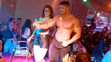 Latest deal - Party Hardcore Gone Crazy Vol. 42 Single Cut: Part 7 - Cam 1