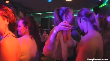 Party Hardcore Gone Crazy Vol. 35 Part 8 - Cam 2 Screencap 12 on sinx.preview.netperv.com