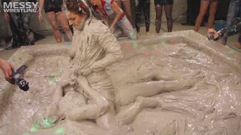 Messy Wrestling: Brunette VS. Black-Haired - Blouse Beauties Bust A Move In The Mud! Topless Toppies ... Screencap 48 on sinx.preview.netperv.com