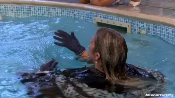 Glamor Chicks Take a Step Over The Edge Screencap 31 on sinx.preview.netperv.com