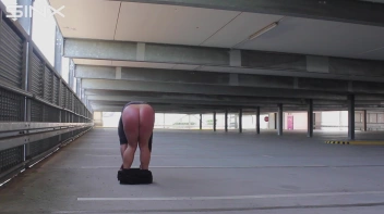 Im Parkhaus ausgepeitscht Screencap 49 on sinx.preview.netperv.com