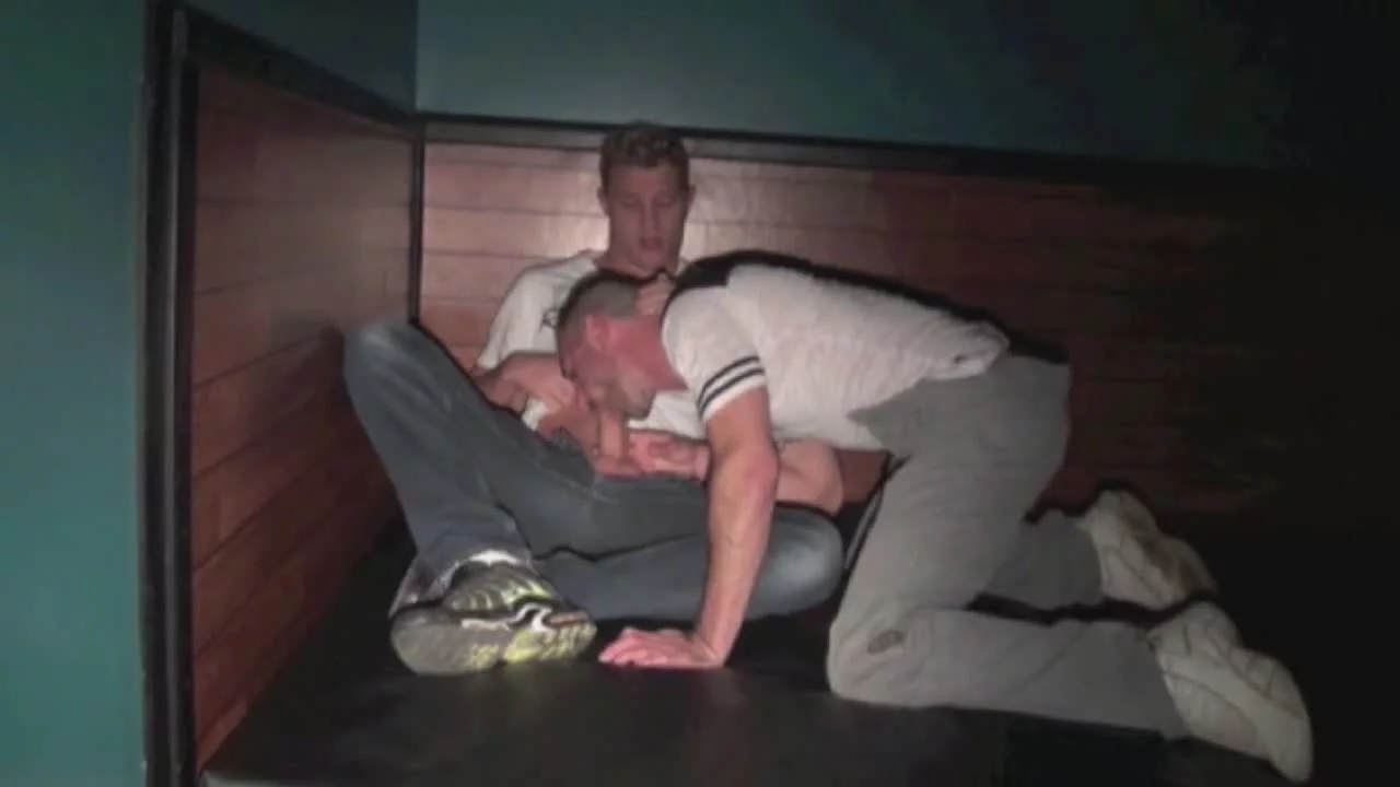 BASTIAn fucked by the sexy Kameron FROST on sinx.preview.netperv.com