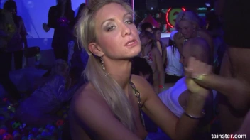 Spring Break Blow-Out Part 3 - Cam 3 Screencap 54 on sinx.preview.netperv.com