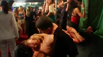 Holiday Extravaganza Part 3 - Main Edit Screencap 2 on sinx.preview.netperv.com