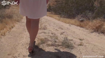 Big Booty Babe Peeing Outdoors Screencap 4 on sinx.preview.netperv.com
