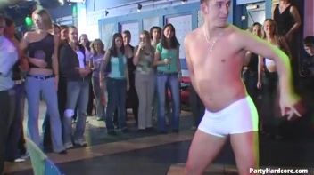 Party Hardcore Vol. 86 Part 1 - Main Edit Screencap 64 on sinx.preview.netperv.com