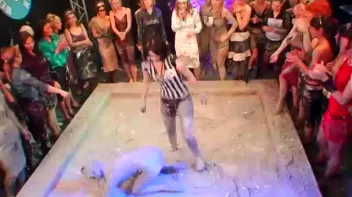 Anita Queen vs. Katy Screencap 32 on sinx.preview.netperv.com