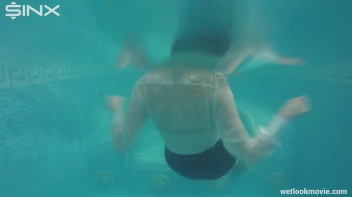 Glamour Girl's Poolside Dip Screencap 22 on sinx.preview.netperv.com