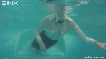 Glamour Girl's Poolside Dip Screencap 26 on sinx.preview.netperv.com