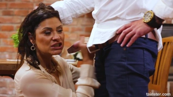 Give The Bitch A Tip Of Piss! Screencap 15 on sinx.preview.netperv.com