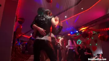 Valentine's Day Vaginas Part 2 - Shower Cam Screencap 89 on sinx.preview.netperv.com