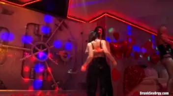 Valentine's Day Vaginas Part 2 - Shower Cam Screencap 19 on sinx.preview.netperv.com