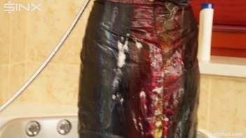 Clothed Sexy Blonde Lathers Up Her Hair Screencap 48 on sinx.preview.netperv.com