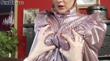 Mega Mounds Bitch Teaches Lesbos To Love All Things Anal Play Screencap 48 on sinx.preview.netperv.com