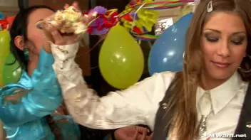 Box of WaM Screencap 27 on sinx.preview.netperv.com