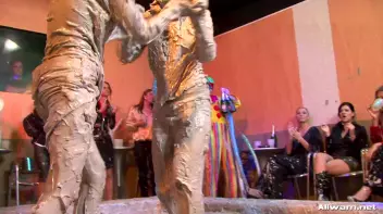 Mud Wrestling Freaks Screencap 54 on sinx.preview.netperv.com