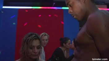 Extreme Speed Dating Part 3 - Cam 1 Screencap 69 on sinx.preview.netperv.com